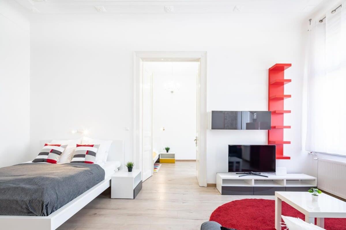 Bright & Large Apartment At Top Location Budapesta Exterior foto