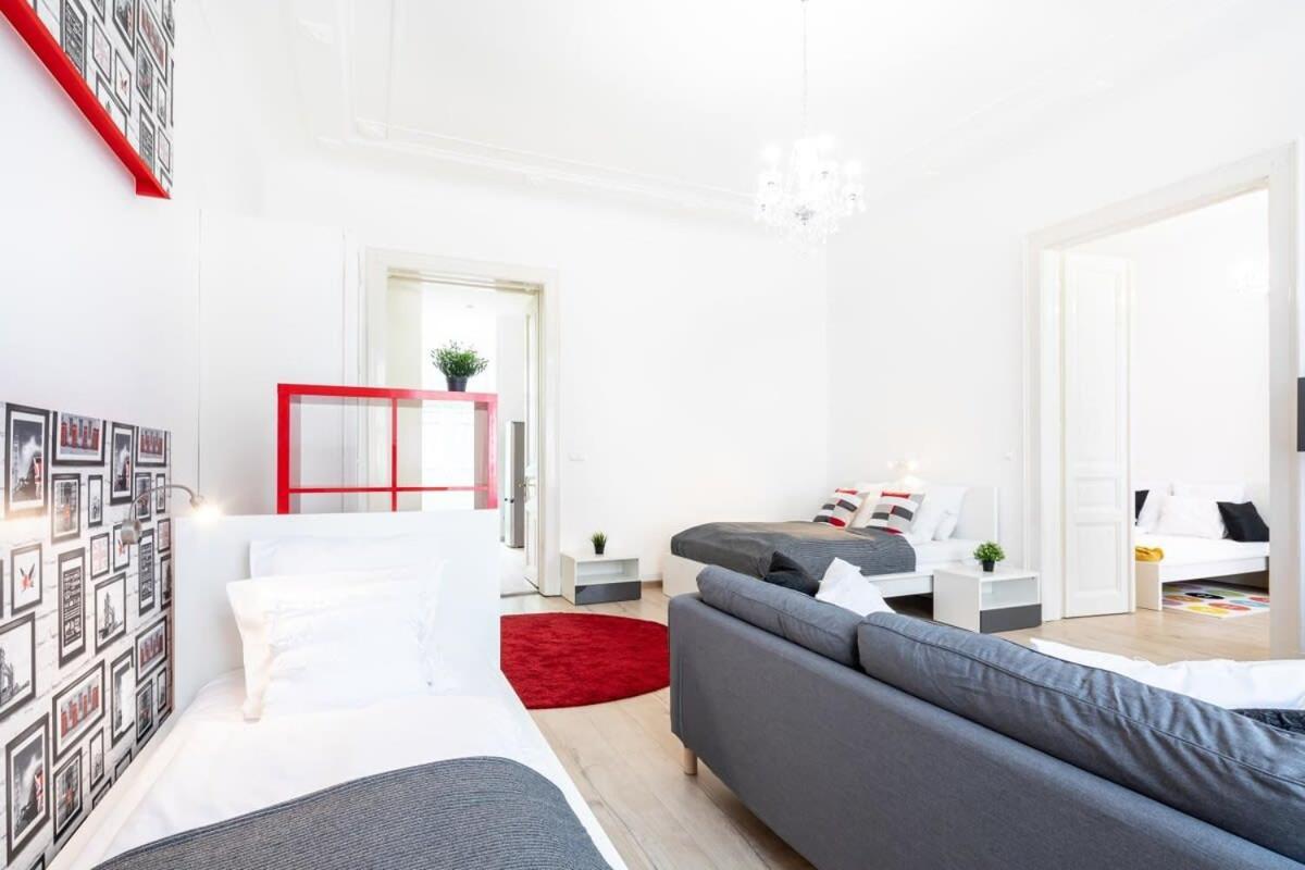 Bright & Large Apartment At Top Location Budapesta Exterior foto