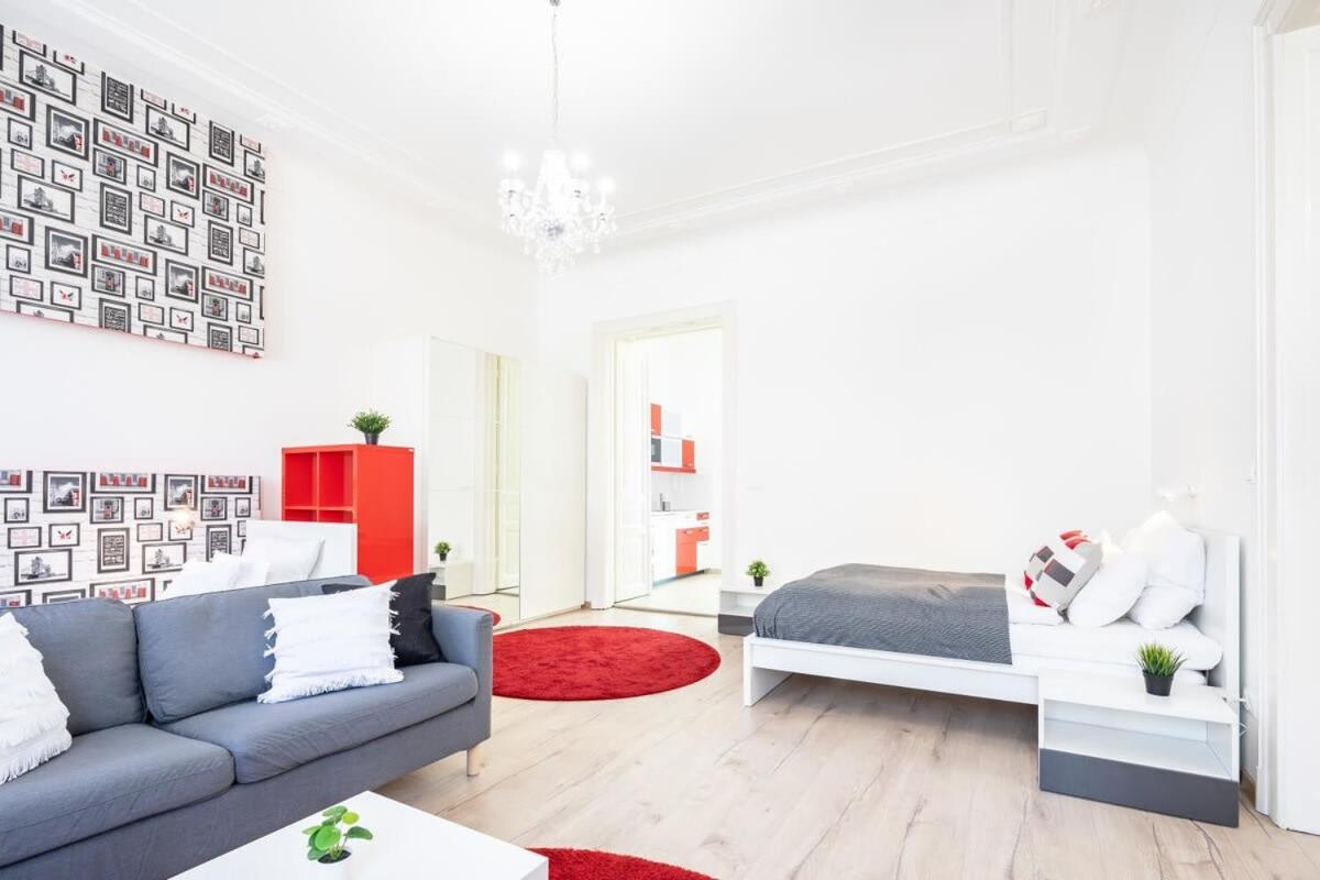 Bright & Large Apartment At Top Location Budapesta Exterior foto